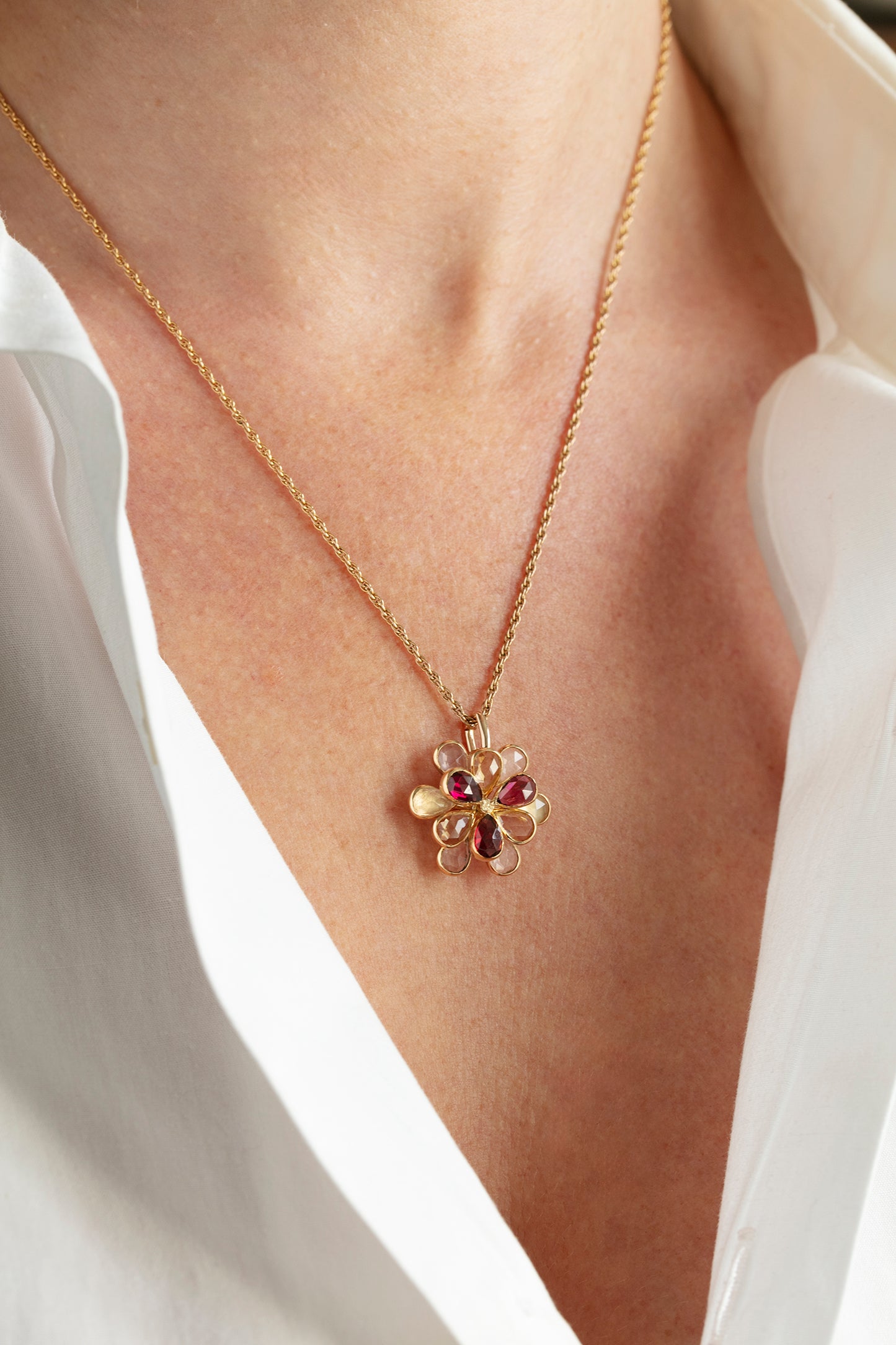 Broche Madeleine